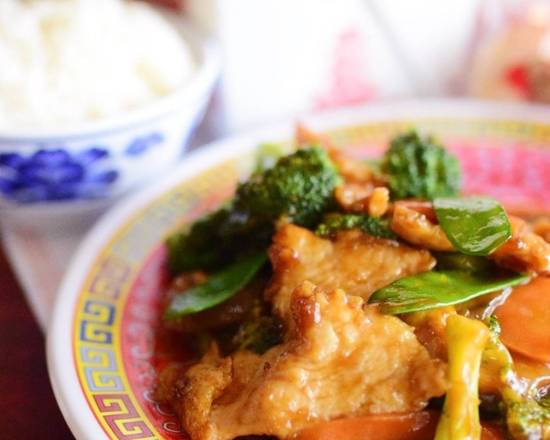Order Chicken in Garlic Sauce food online from Great Dragon Chinese Restaurant store, St Paul on bringmethat.com