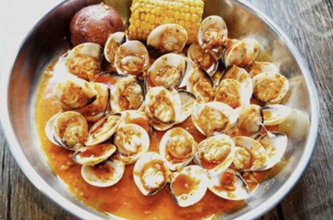 Order Clams (1 lb) food online from The Juicy Crab store, Jacksonville on bringmethat.com