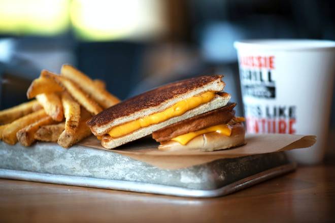 Order Kids Grilled Cheese Sandwich food online from Aussie Grill By Outback store, Lutz on bringmethat.com