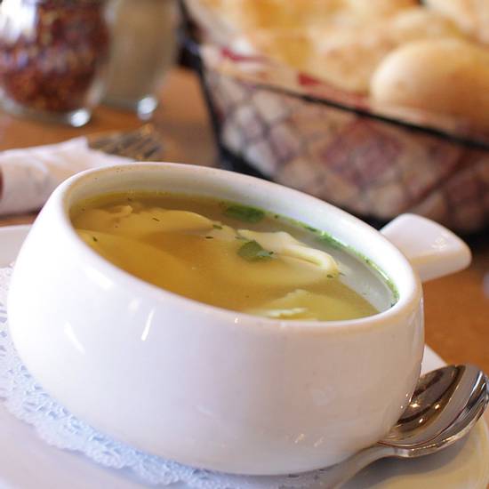 Order Cheese Tortellini Brodo food online from Mama Theresa's store, Westbury on bringmethat.com