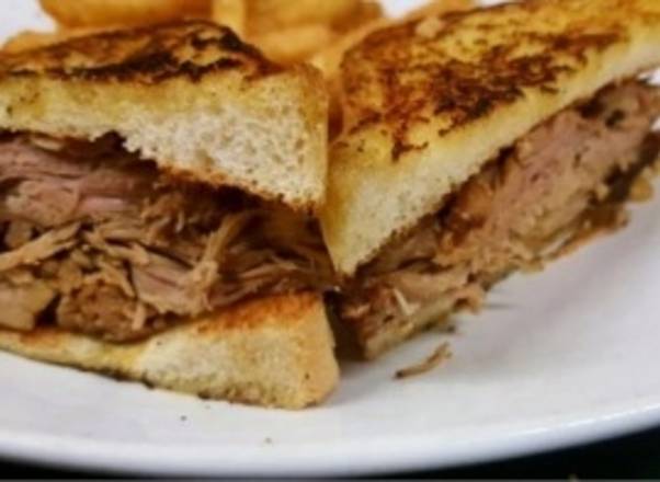 Order SANDWICH BEEF BRISKET food online from Ovation Bistro & Bar-Lakeland store, Lakeland on bringmethat.com