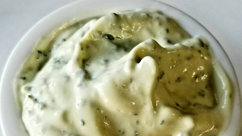 Order Garlic Cilantro Aioli (2 oz) food online from Geo's Cuban store, Seattle on bringmethat.com