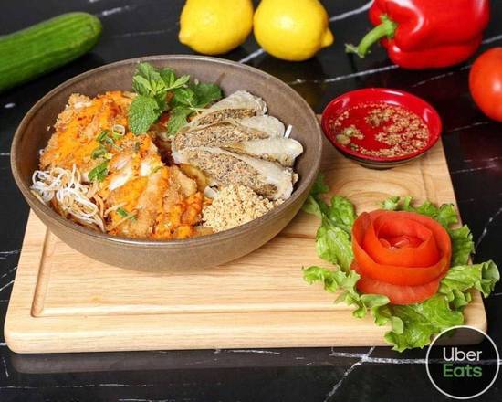 Bobun poulet pané