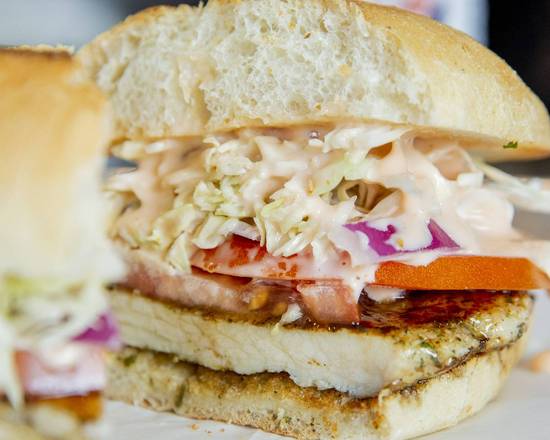 Order Chimi Burger food online from Papasito's store, Hialeah on bringmethat.com