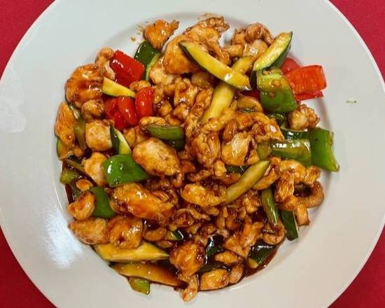 Order Cashew Nut Chicken food online from Mulan Asian Bistro East store, Memphis on bringmethat.com