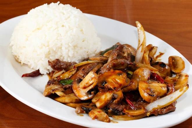 Order Mongolian Beef food online from Sunflower Garden Restaurant store, San Francisco on bringmethat.com