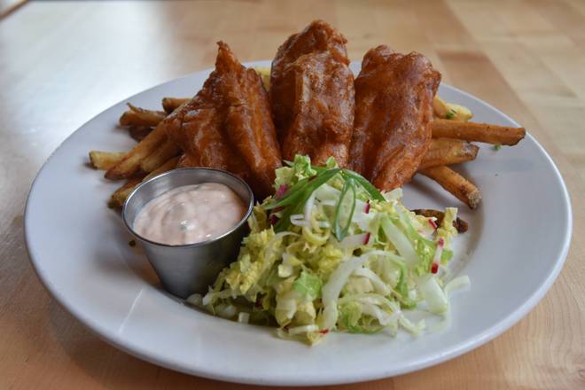 Order Fish and Chips food online from Common Pub store, Detroit on bringmethat.com