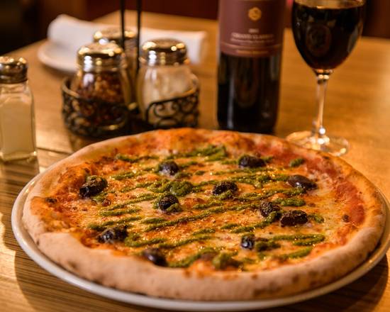 Order Genovese Pizza food online from Spris Pizza store, South Miami on bringmethat.com