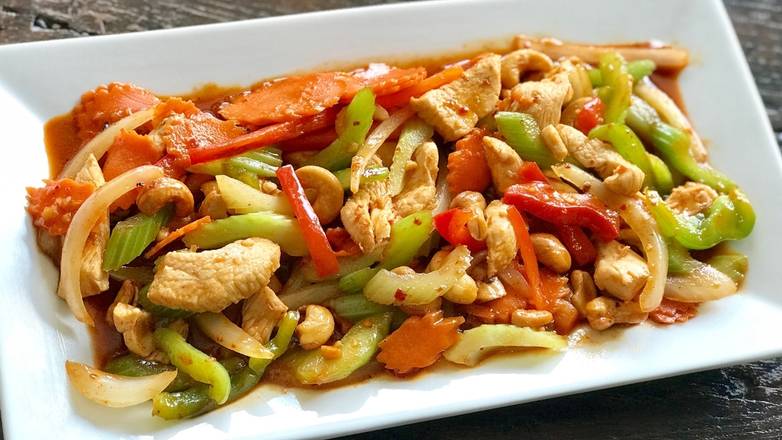 Order Cashew Nuts and Roasted Chili food online from Celadon Thai Kitchen store, Los Angeles on bringmethat.com