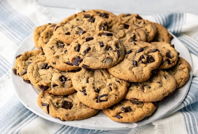 Order Party Platter Cookies food online from Max & Ermas Restaurants store, Monroeville on bringmethat.com