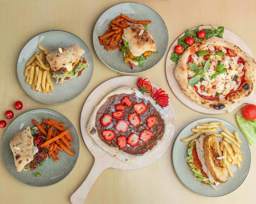 Pacinos Cafe and Pizzeria Takeaway in 