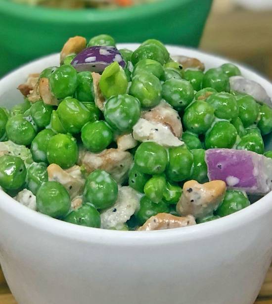 Order Creamy Pea Salad food online from Little Lois Cafe store, Salem on bringmethat.com