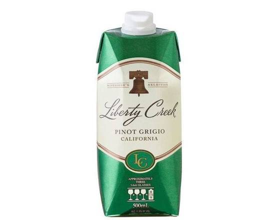 Order Liberty Creek Pinot Grigio 500 ML food online from Circle K store, Simi Valley on bringmethat.com