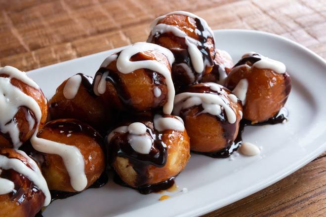 Order Macked Out Doughnuts food online from Carolina Ale House store, Davie on bringmethat.com