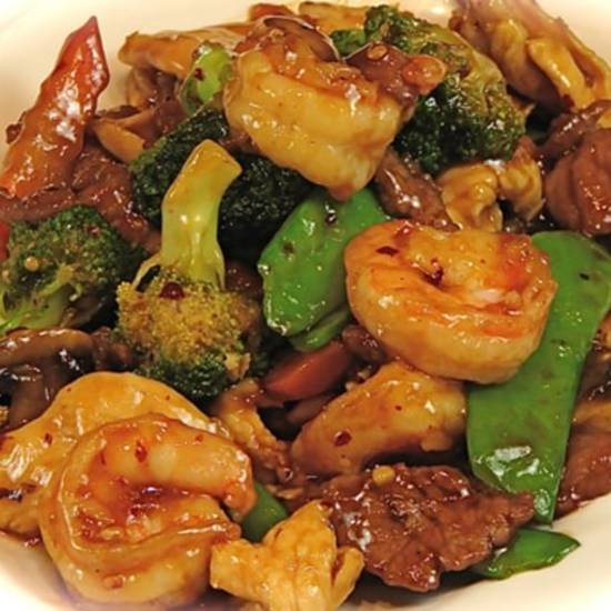 Order S13. Triple Delight food online from Excel Chinese Restaurant store, South Chesterfield on bringmethat.com