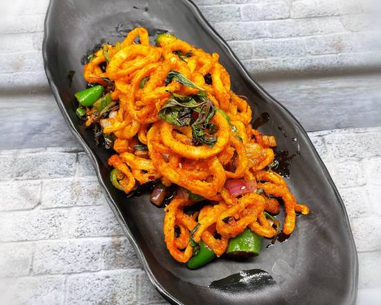 Order 盐酥鱿鱼 Salt & Pepper Calamari ️ food online from Fashion Wok store, Sunnyvale on bringmethat.com