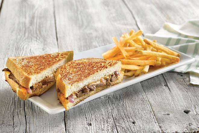 Order Pot Roast Melt food online from Bakery By Perkins store, Cape Coral on bringmethat.com