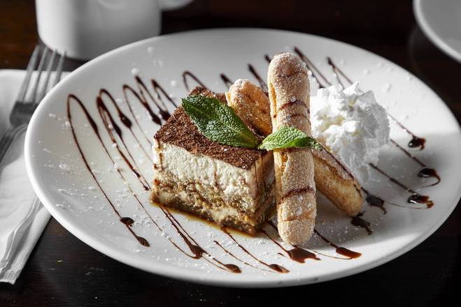 Order Tiramisu food online from Moretti's Ristorante & Pizzeria store, Chicago on bringmethat.com