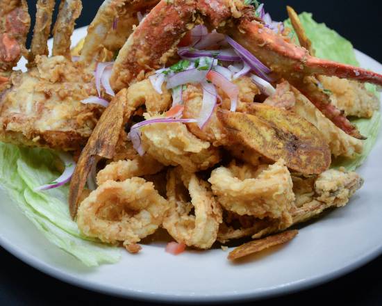 Order Jalea food online from La Fuente Family Restaurant & Tikal Bakery store, Norwalk on bringmethat.com