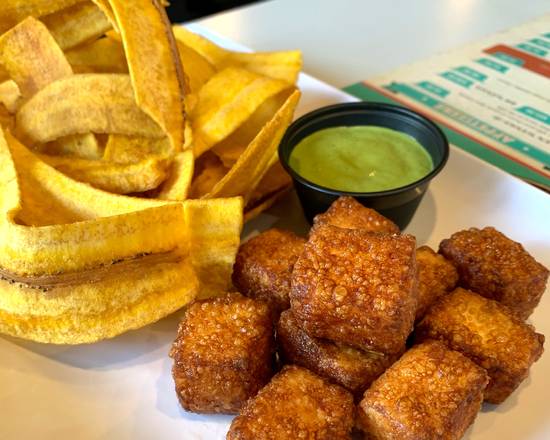 Order Queso Frito food online from Sarussi Cafe & Subs store, Miami on bringmethat.com