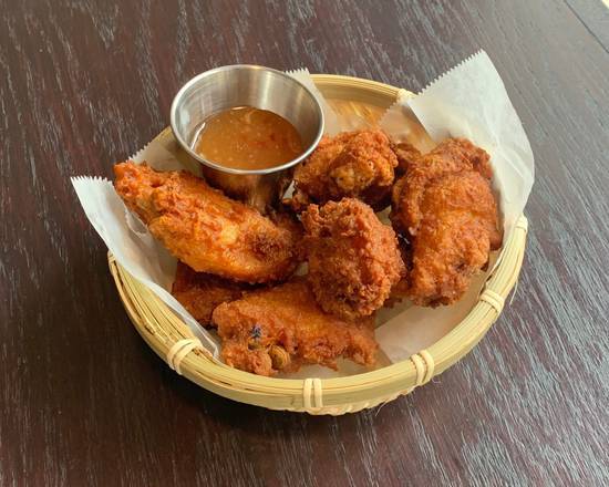 Order Chicken Wings  food online from Kare Thai Bistro store, New York on bringmethat.com