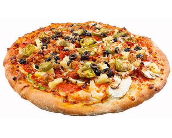 Order Supreme food online from Super Pizza Veloz store, South El Monte on bringmethat.com