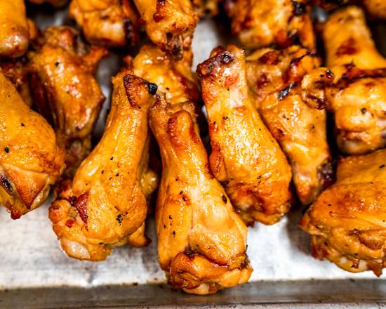 Order 6 Wings & Choice of Side food online from Bar-b-Cutie store, Nashville on bringmethat.com
