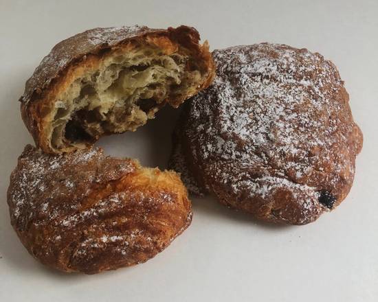 Order Chocolate Hazelnut Croissant food online from La Boulangerie De San Francisco store, San Francisco on bringmethat.com