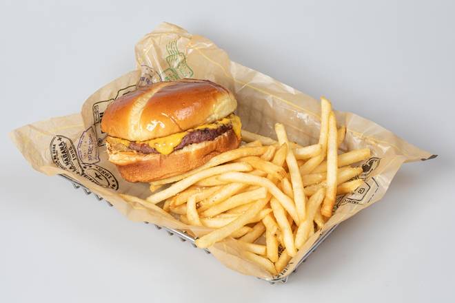 Order CHEESE BURGER food online from Francisca Charcoal Chicken & Meats store, Miami on bringmethat.com