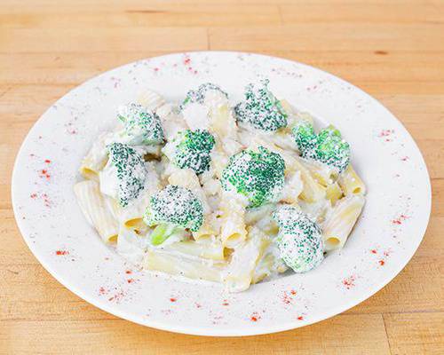 Order Chicken Romano Alfredo food online from Lascari's Italian Deli store, Whittier on bringmethat.com