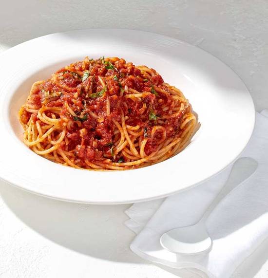 Order TOMATO BASIL SPAGHETTI food online from California Pizza Kitchen - Tysons Corner store, McLean on bringmethat.com