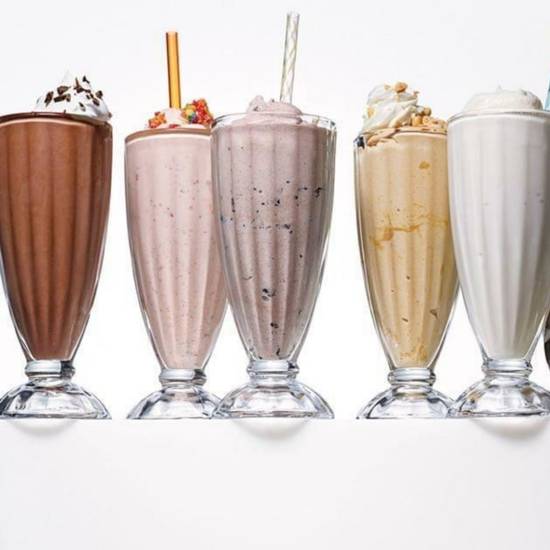 Order Batidos food online from La Cubanita Pizzeria Corp store, Hialeah Gardens on bringmethat.com