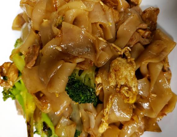 Order 42 Pad See Ew Noodle food online from Suthathip Thai Restaurant store, Anaheim on bringmethat.com