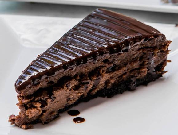 Order Nutella Cheesecake (Gianduia Cake) food online from Crema Gourmet Espresso Bar store, Miami on bringmethat.com