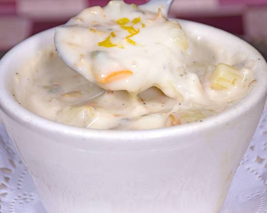 Order Clam Chowder (Fridays Only) food online from Eddie's Italian Eatery store, Claremont on bringmethat.com