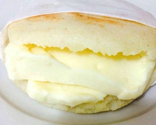 Order Queso de Mano Arepa food online from Chicken Grill store, Miami on bringmethat.com