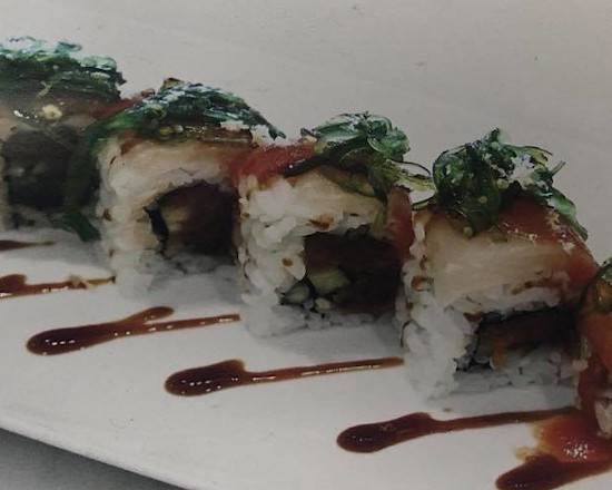 Order Green Zone Roll food online from Sushi Go store, Plano on bringmethat.com
