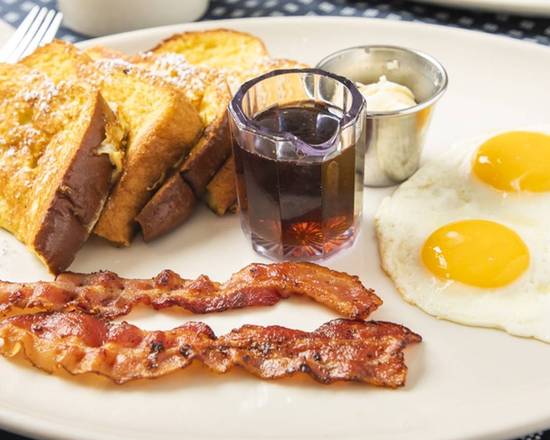 Order Golden Crisp French Toast Combo food online from Hof Hut store, Torrance on bringmethat.com