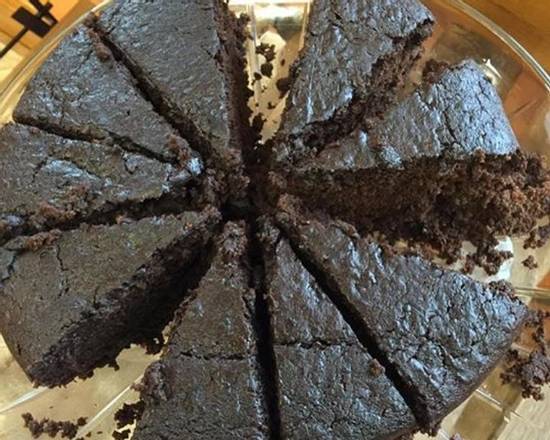 Order Black Cake food online from Cravin Jamaican Cuisine store, Ossining on bringmethat.com