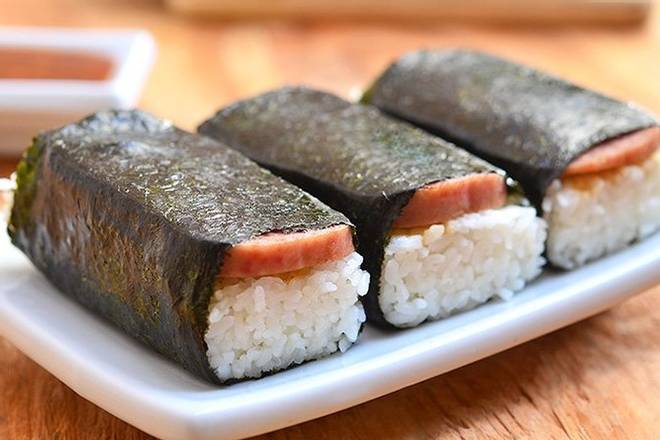 Order Spam Musubi (2 pcs) food online from T&Y Hawaiian Bbq store, Glendale on bringmethat.com