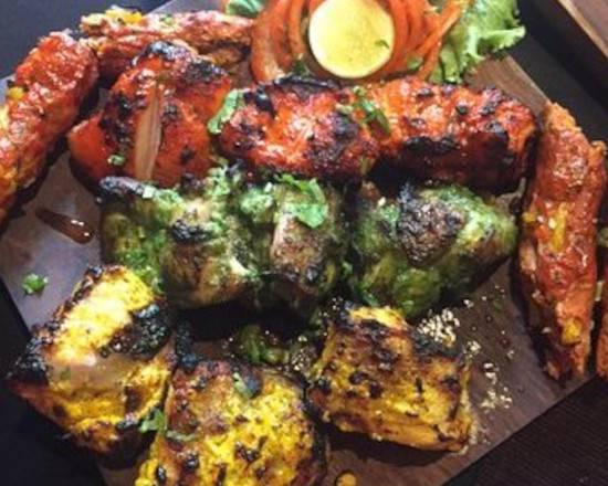 Order Mixed Tandoori Platter food online from Desi Chops store, Terrace on bringmethat.com