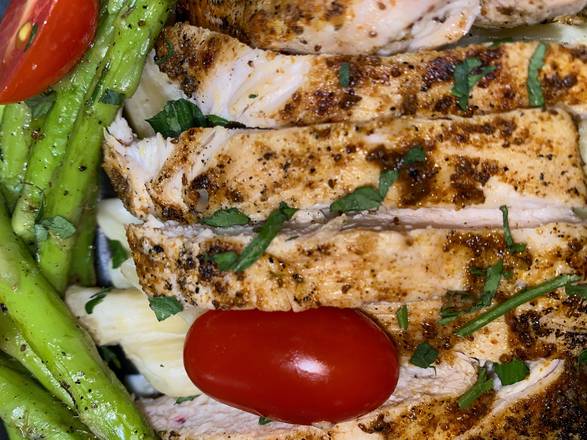 Order Parmesan Chicken Alfredo Pasta food online from Nola Super Kitchen store, New Orleans on bringmethat.com