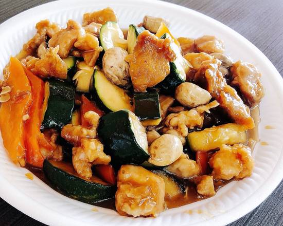Order Mushroom Chicken food online from No.1 Chinese Food store, Huntington Beach on bringmethat.com