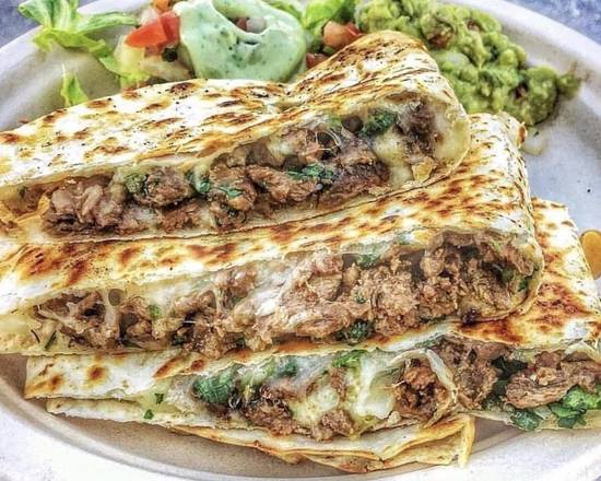 Order Pollo Quesadilla food online from Taqueria Herencia Mexicana store, Hialeah on bringmethat.com