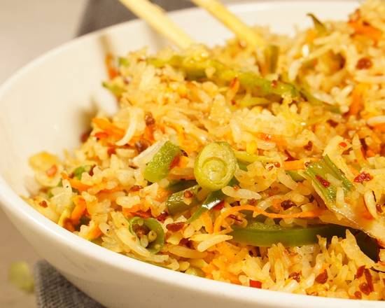 Order Burnt Garlic Chili Fried Rice food online from Inchin Bamboo Garden store, San Ramon on bringmethat.com