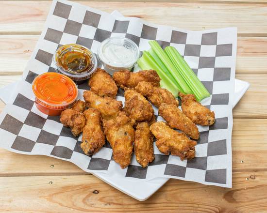 Order Wings food online from Burger Legend store, Altamonte Springs on bringmethat.com
