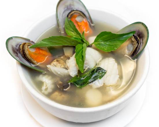 Order Potak Mixed Seafood Soup food online from Thai Chili Cuisine store, Santa Clara on bringmethat.com