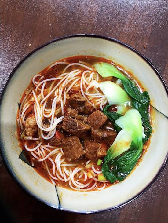 Order Beef Rice Noodles 牛肉米线 food online from 天府麻辣香锅 Spicy Hotpot （136-20 Roosevelt Avenue） store, New York on bringmethat.com