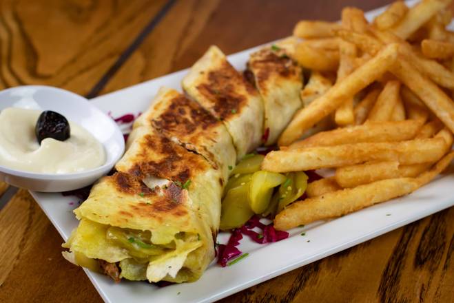 Order Arabic Chicken Shawarma Plate food online from Shawarmin Grill store, Saint Paul on bringmethat.com