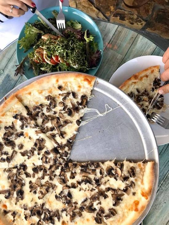 Order 14" SPECIAL TRUFFLE PIZZA food online from Amore Pizzeria store, Clearwater on bringmethat.com
